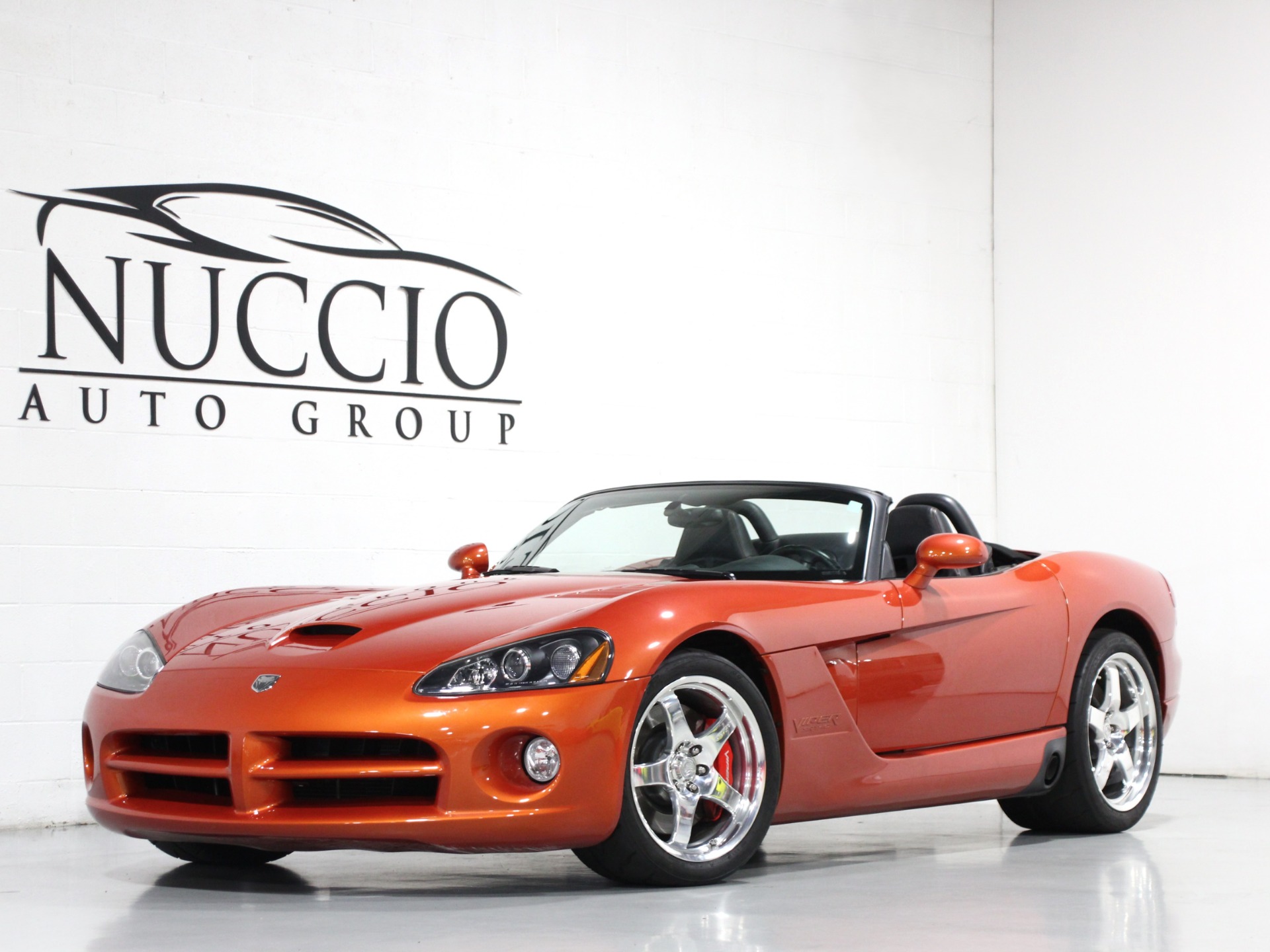 2005 Dodge Viper SRT-10's photo