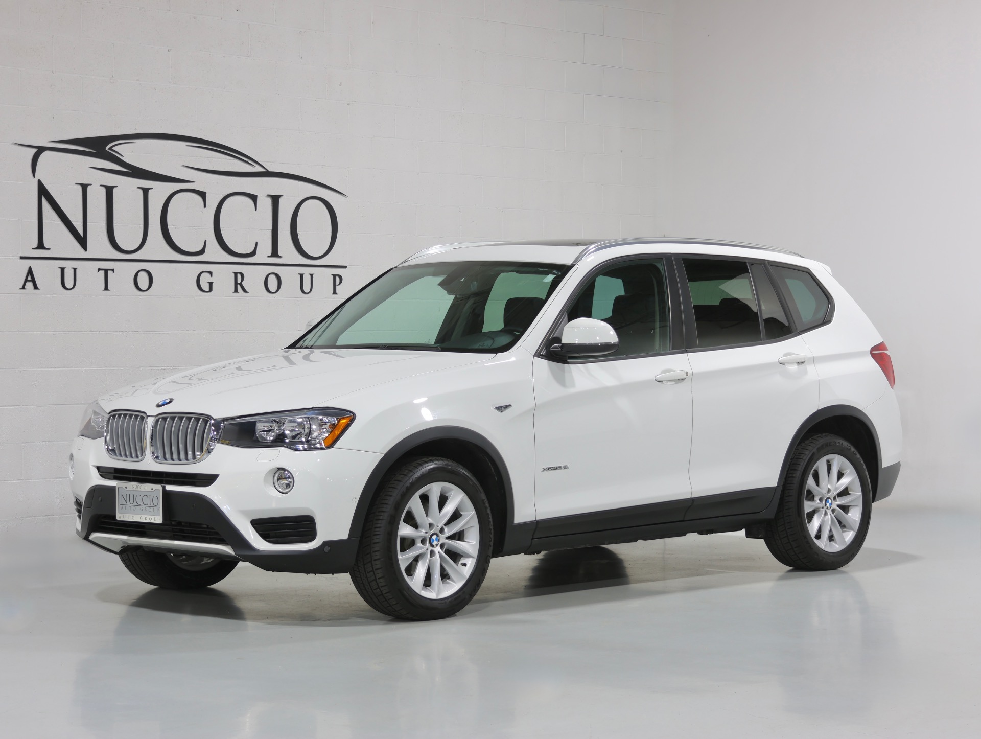 2017 BMW X3 xDrive28i's photo