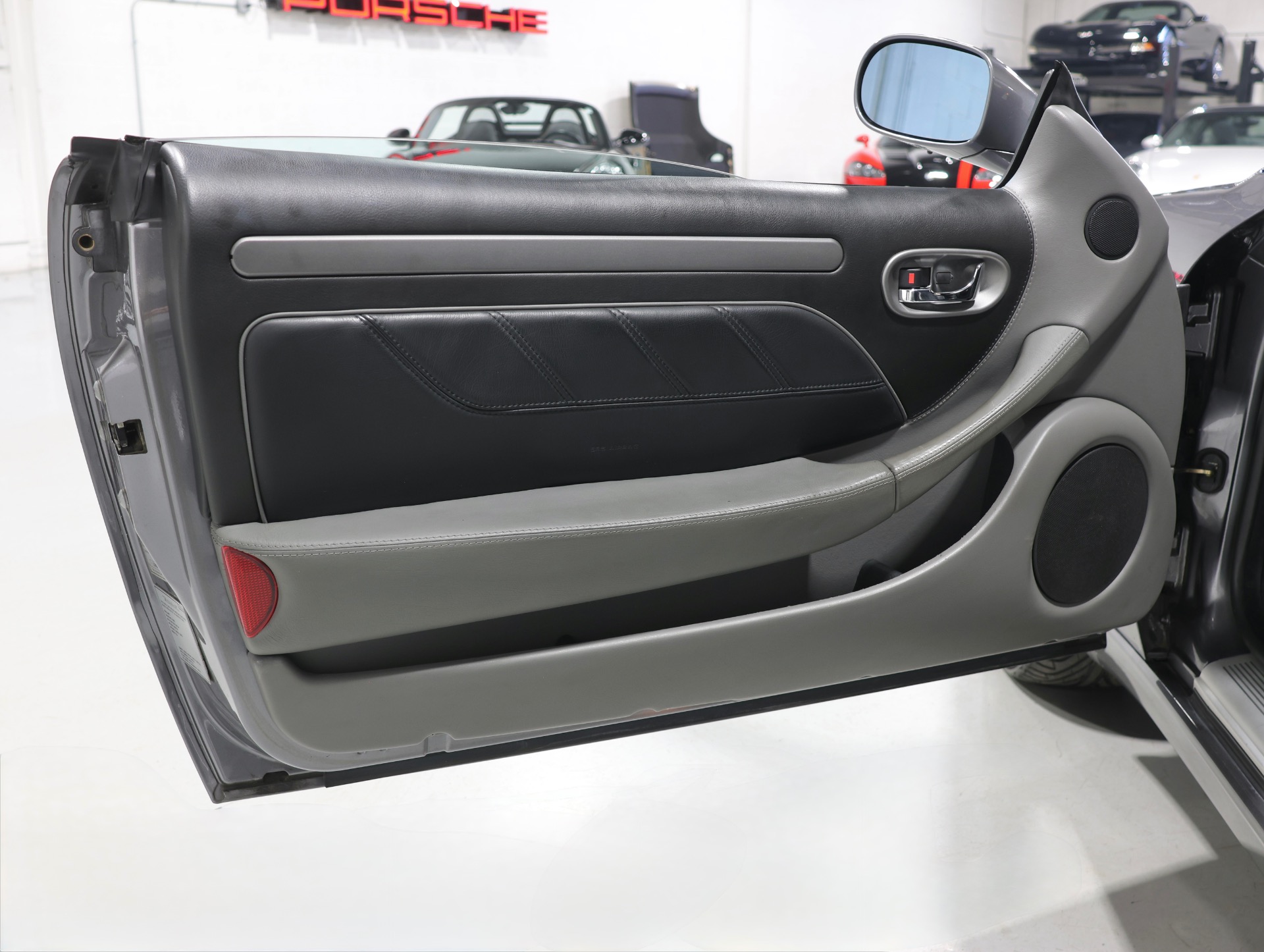 2004 Maserati Coupe Base - Photo 12