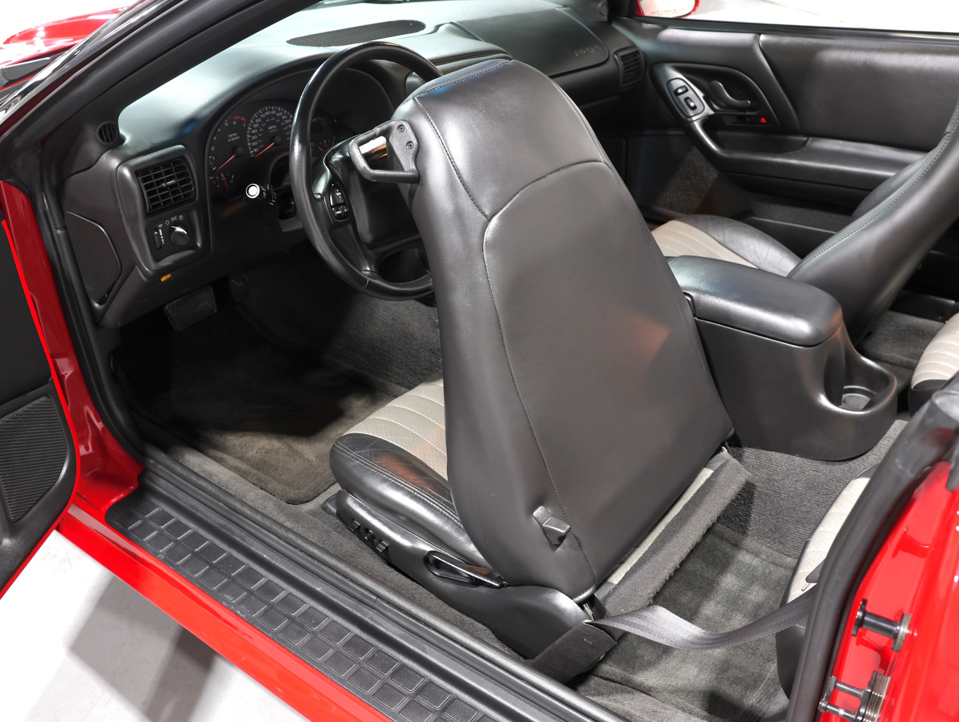 2002 Chevrolet Camaro Z28 - Photo 90