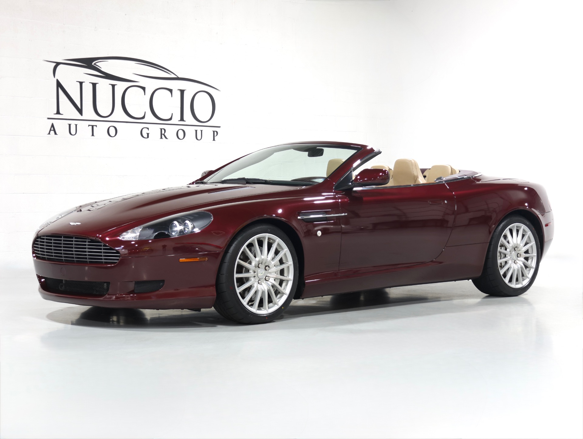2006 Aston Martin DB9 Volante Auto's photo