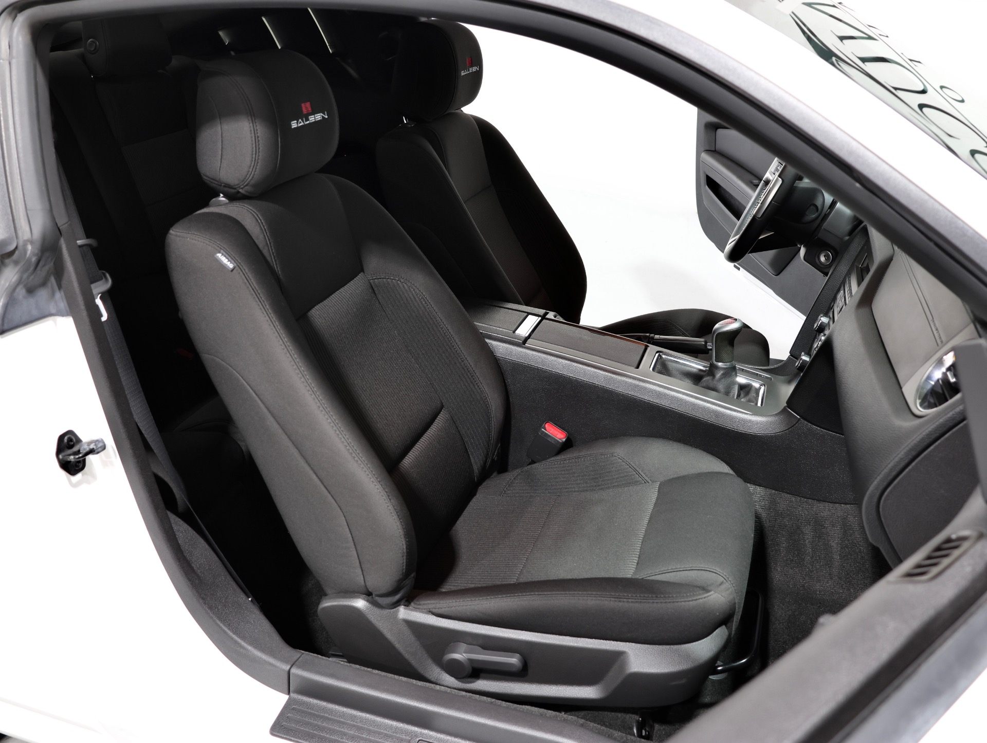 2013 Ford Mustang GT - Photo 16