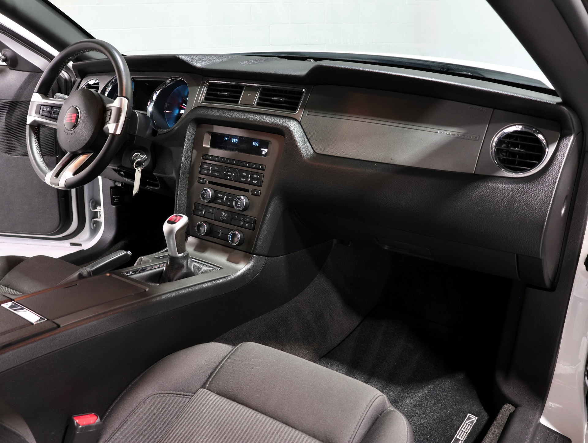 2013 Ford Mustang GT - Photo 18