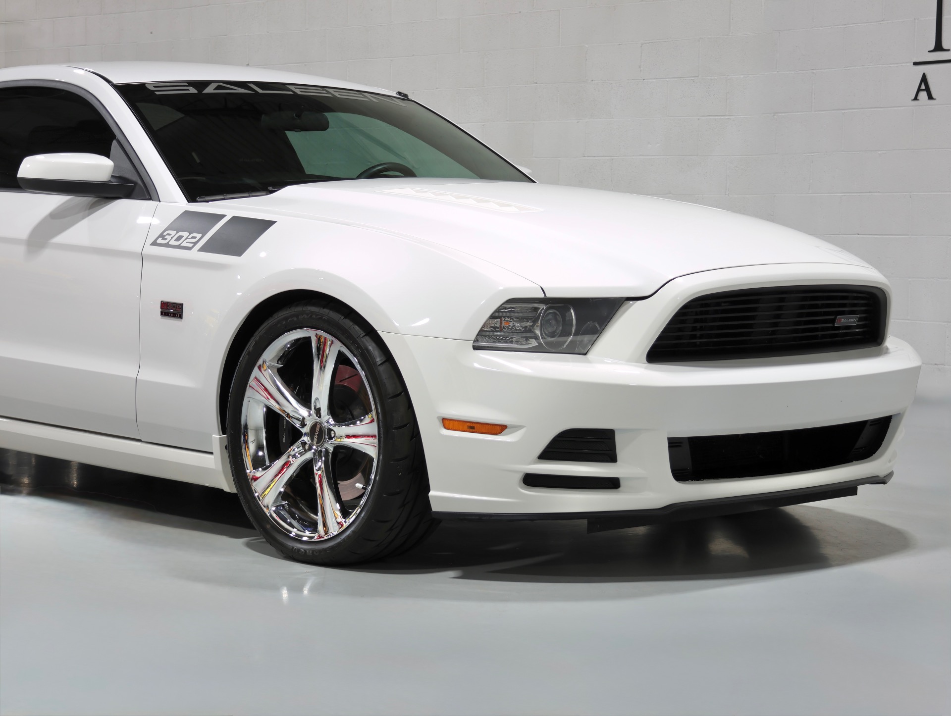 2013 Ford Mustang GT - Photo 22