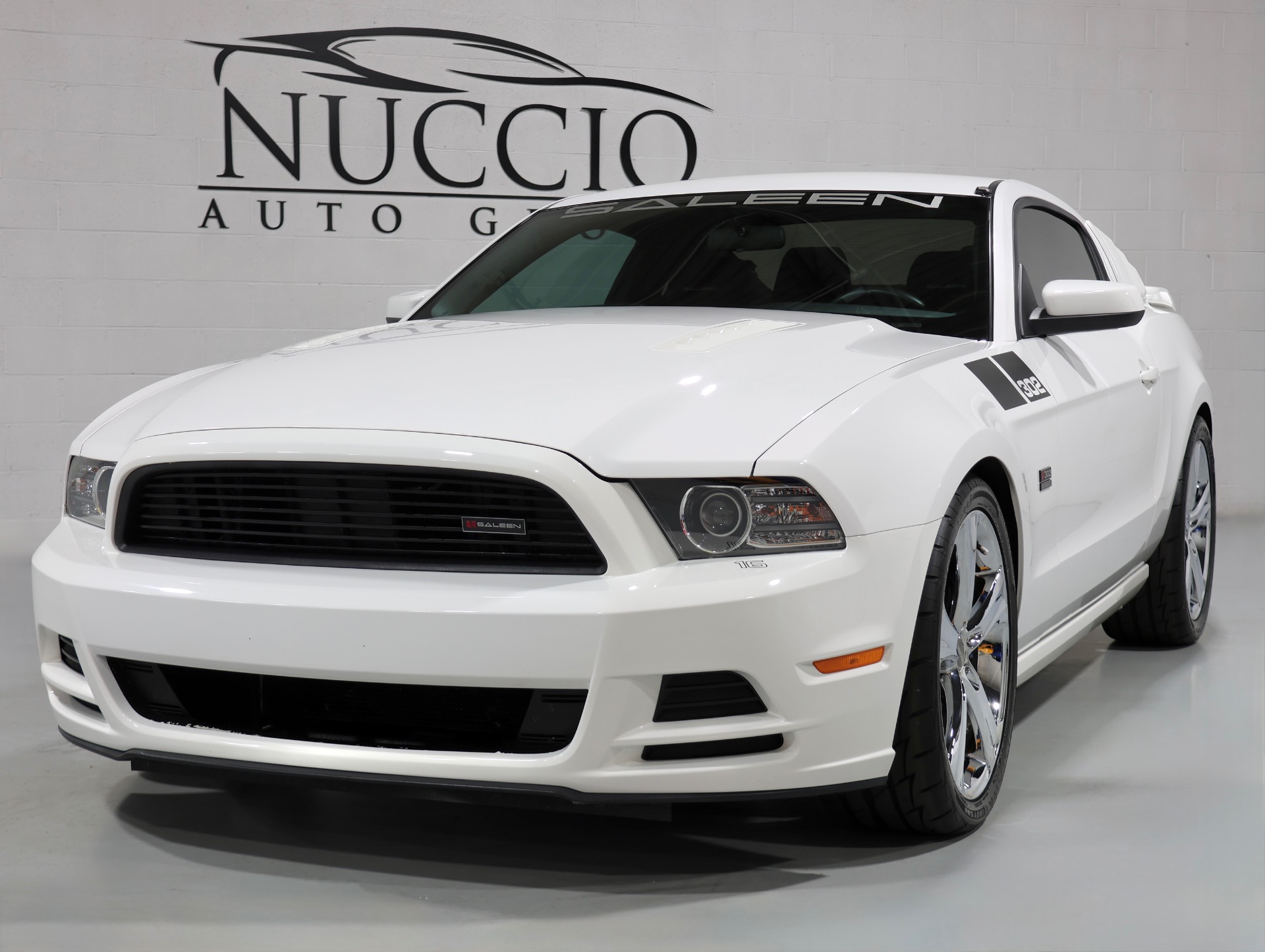 2013 Ford Mustang GT - Photo 23
