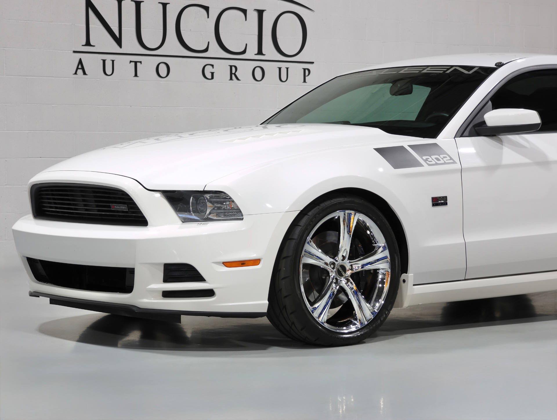 2013 Ford Mustang GT - Photo 29