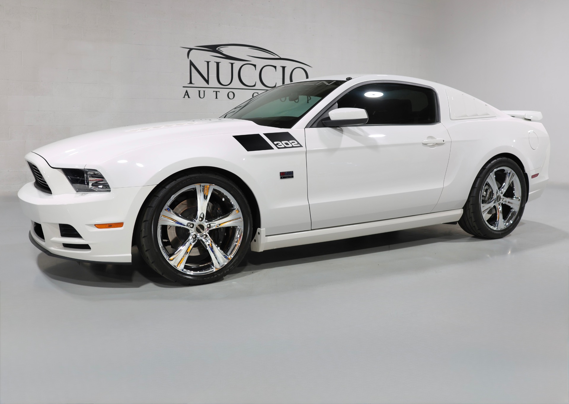 2013 Ford Mustang GT - Photo 35