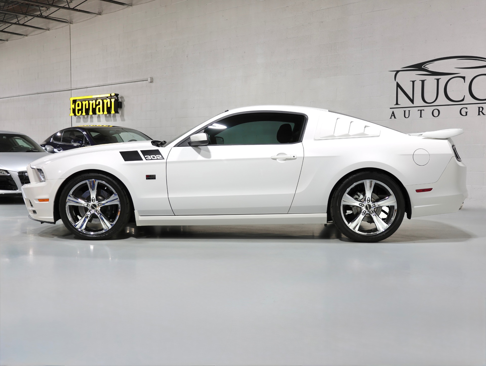 2013 Ford Mustang GT - Photo 9