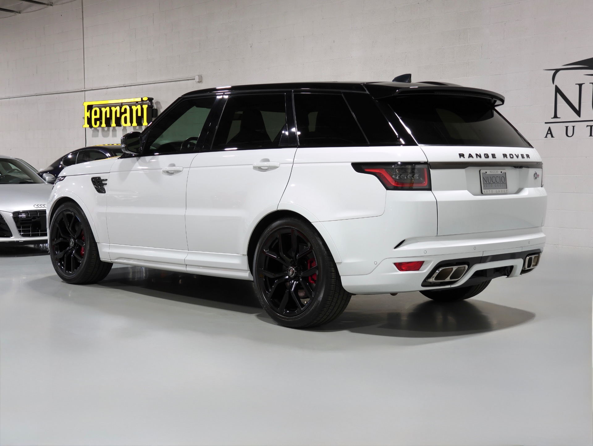 2020 Land Rover Range Rover Sport SVR - Photo 32
