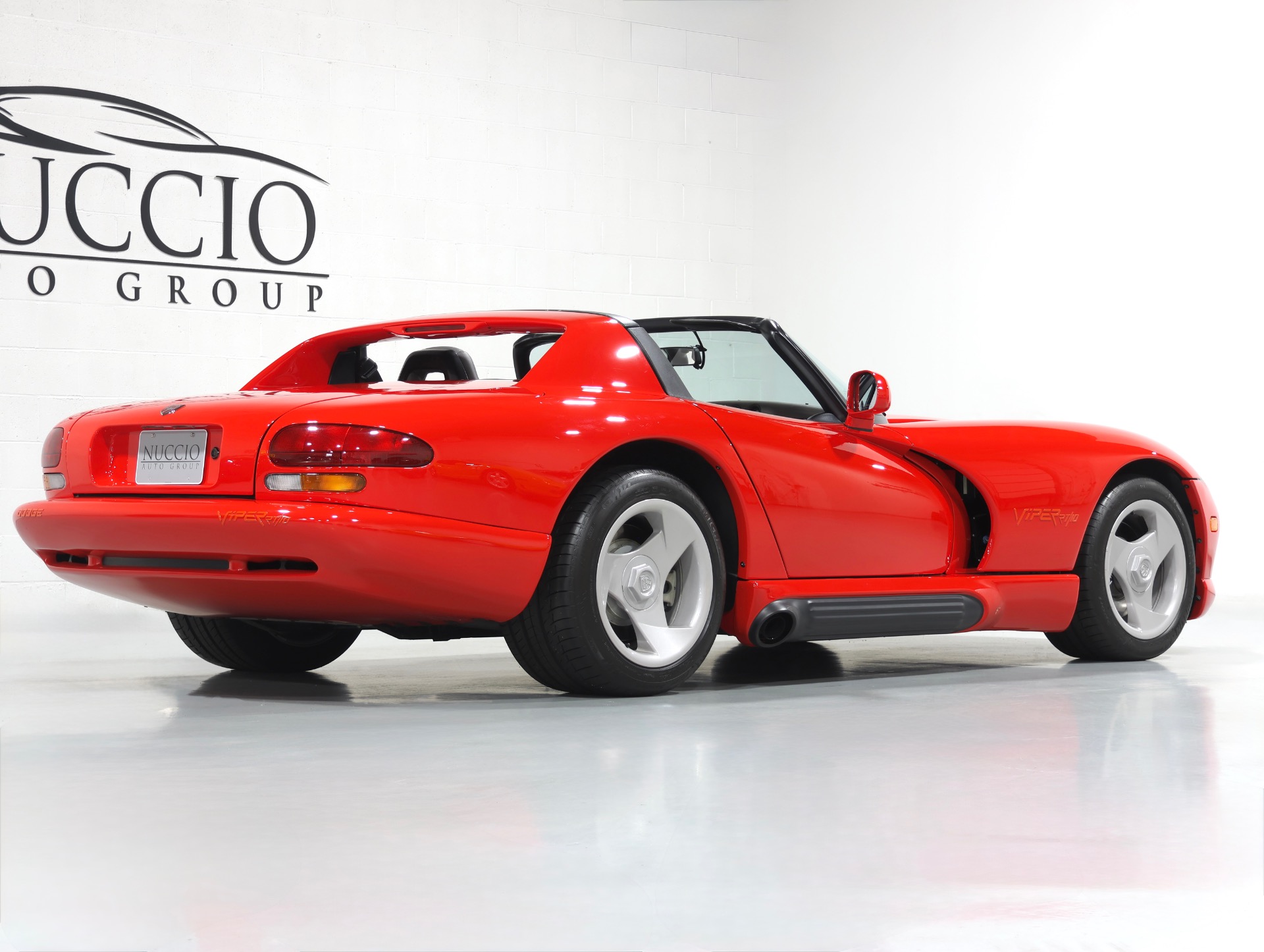 1993 Dodge Viper - Photo 13
