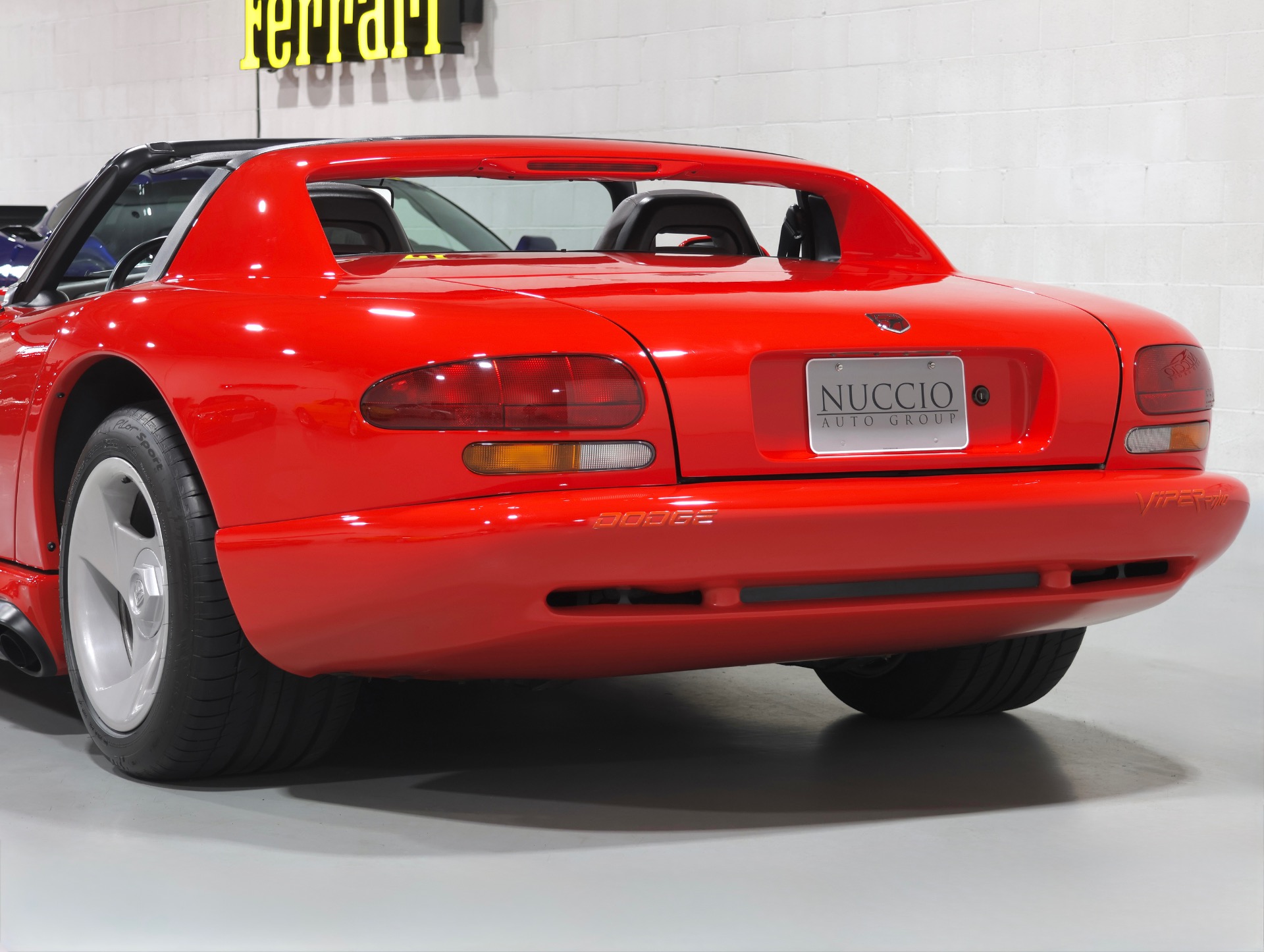 1993 Dodge Viper - Photo 25